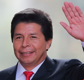 الحبس الاحتياطي 36 شهرا لرئيس دولة سابق بتهم الفساد