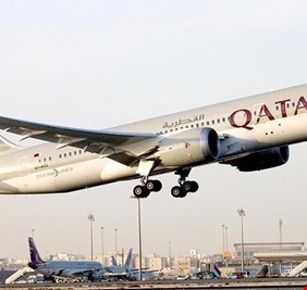 بعد رحلة غير مريحة: هجوم حاد من شيخة قطرية على طيران بلادها