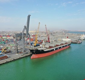 الموانئ العراقية تكشف عن تحقيقها اعلى إيرادات خلال شهر آذار الماضي