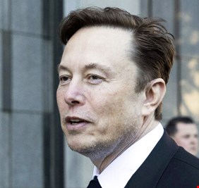 إيلون ماسك يعلق على محاكمة ترامب