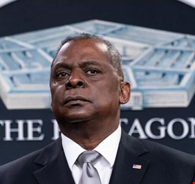 وزير الدفاع الأمريكي يتوجه إلى السويد لمناقشة انضمام البلاد لحلف 