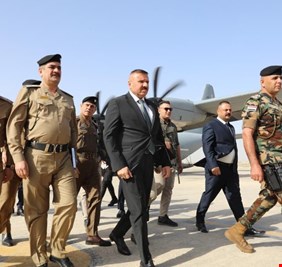 الشمري على رأس فريقه الوزاري في النجف الأشرف لمتابعة الأوضاع ميدانياً