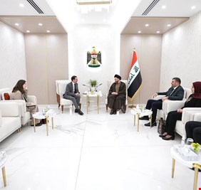 الحكيم يثني على حكومة السوداني امام سفير بريطانيا في العراق