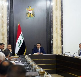 السوداني يترأس اجتماعاً موسعاً لمناقشة ملف المستشفيات المتلكئة