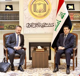 الاعرجي يلتقي نائب رئيس جهاز المخابرات التركي