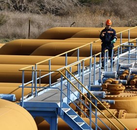 العراق يكشف عن مذكرة تفاهم جديدة مع الأردن لتزويده بالنفط