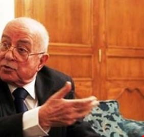 وفاة رئيس وزراء الأردن الأسبق