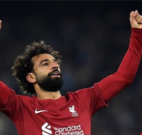 صلاح يحقق أمنية نجل أسطورة نادي ليفربول