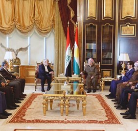 مسعود البارزاني يستقبل وفداً كرديا تركياً رفيع المستوى