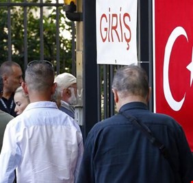 انطلاق عملية تصويت الأتراك بالانتخابات في الخارج