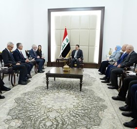 العراق يوقع الدفعة الأولى من عقود شركة سيمنز الألمانية