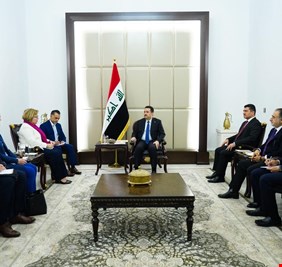 السوداني يستقبل نائب وزير الخارجية الأمريكي و يؤكد تطلع العراق لتعاون أكبر مع الولايات المتحدة