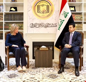 مستشار الأمن القومي قاسم الاعرجي يلتقي المبعوثة الأممية جينين بلاسخارت