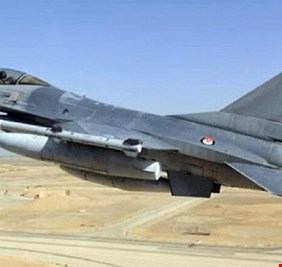 إعلام أردني: غارات على مناطق حدودية مع سوريا