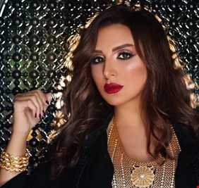 أنغام تردّ على اتهام تجاهلها السعودية زينة عماد