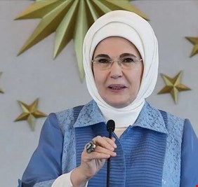 عقيلة أردوغان تكشف هوية الفائز في انتخابات تركيا