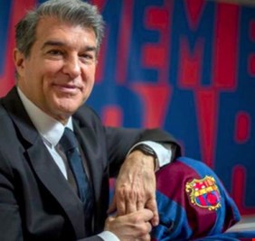 بعد فوزه ناديه بالدوري.. رئيس برشلونة يوجه نداء بشان ميسي