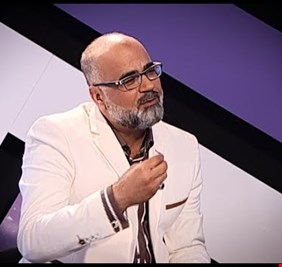 الشاعر عباس عبد الحسن ينعى الشهيد الصدر بقصيدة : معقولة برصاصة ذبحوا الگمرة؟!
