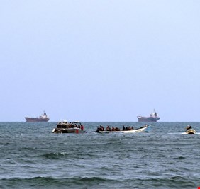 100 الف لتر من النفط تغرق الحدود المصرية السودانية وخبراء يرجحون هجوماً ضد ناقلة ايرانية