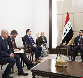 السوداني يلتقي وزير الخارجية التشيكي