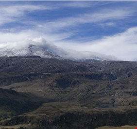 مصرع 10 أشخاص إثر انهيار جليدي شمالي باكستان