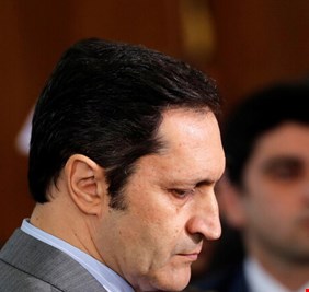 علاء مبارك يوجه طلبا عاجلا للحكومة المصرية
