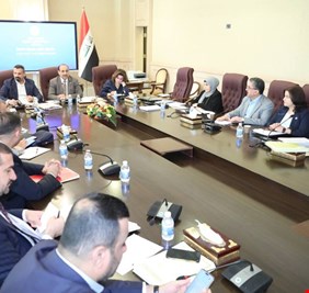 الكشف عن قرب استئناف أعمال اللجنة المالية النيابية بعد توقف اضطراري