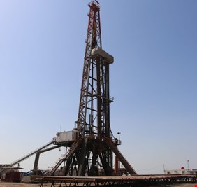 انجاز أول عملية استخراج اللباب صخري في العراق