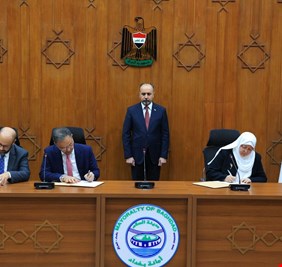 أمانة بغداد توقع عقد إنشاء مدينة الصدر الجديدة