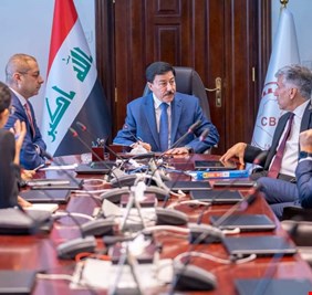 الدكتور علي محسن العلاق يلتقي نائب رئيس مصرف جي بي مورغان