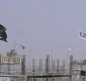 مقتل 3 جنود باكستانيين و3 مسلحين في اشتباك على الحدود الأفغانية