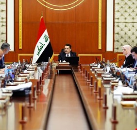 حكومة السوداني تتخذ قرارات جديدة بينها توزيع سيارات على هذه الفئة