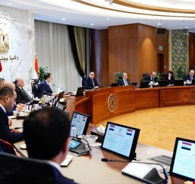 السوداني يؤكد إعادة النظر بملف التبادل التجاري مع مصر