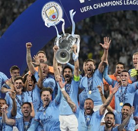 برشلونة يرفع عرضه لضم نجم مانشستر سيتي