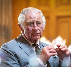 الملك تشارلز يحيي تقليدا ملكيا كان منسيا منذ 37عاما