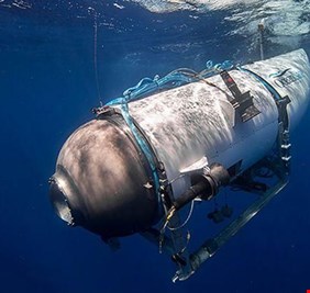 استمرار البحث لإنقاذ طاقم وركاب الغواصة السياحية المفقودة أثناء رحلة لمشاهدة حطام تيتانيك