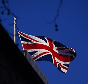 لندن تستضيف مؤتمرا لدعم أوكرانيا وتتعهد بـ3 مليارات دولار لإعادة الإعمار