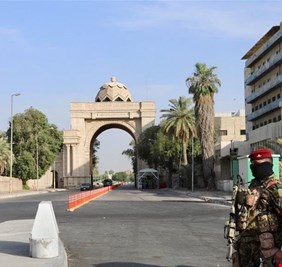 مصدر عسكري يكشف عن تعيين آمر جديد لحراسة المنطقة الخضراء
