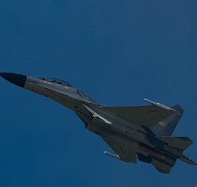 تايوان ترصد اقتراب طائرات وسفن حربية صينية من الجزيرة