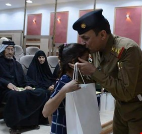 عشية عيد الاضحى.. العلاق يستقبل عوائل الشهداء