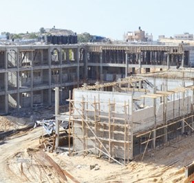 الكشف عن عدد المشاريع المتلكئة في العراق