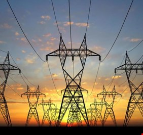 الأردن يعلن موعد الربط الكهربائي مع العراق