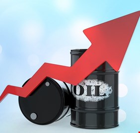 النفط يتجه لتحقيق مكاسب أسبوعية