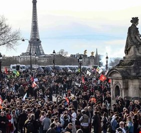 فرنسا.. مسيرات احتجاج سلمي على عنف الشرطة في عدد من مدن البلاد