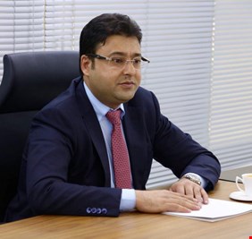 تحالف الحلبوسي ينقلب على محافظ الانبار و يؤكد سفره لـ 18 يوماً أخر التغييرات الإدارية