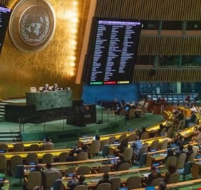 مفوض الأمم المتحدة لحقوق الإنسان: حرق المصحف عمل 