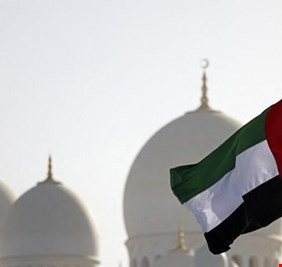 الإمارات تسمح بعودة 15 سجينا إيرانيا إلى بلادهم