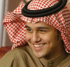 بعد غيابٍ طويل عباس ابراهيم يعود... وجمهوره يتوقع مشروعاً فنياً جديداً