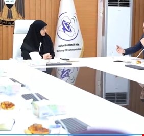 وزيرة الاتصالات تبحث مع شركة سبيس إكس ادخال الانترنت الفضائي للعراق