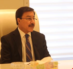 بعد استمرار ارتفاع أسعار الدولار.. البرلمان يقرر استضافة محافظ البنك المركزي